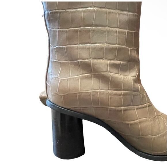 Marc Cain Women's Alligator Print Leather Knee High Article Boots Taupe 6.5 NIB - Picture 6 of 11